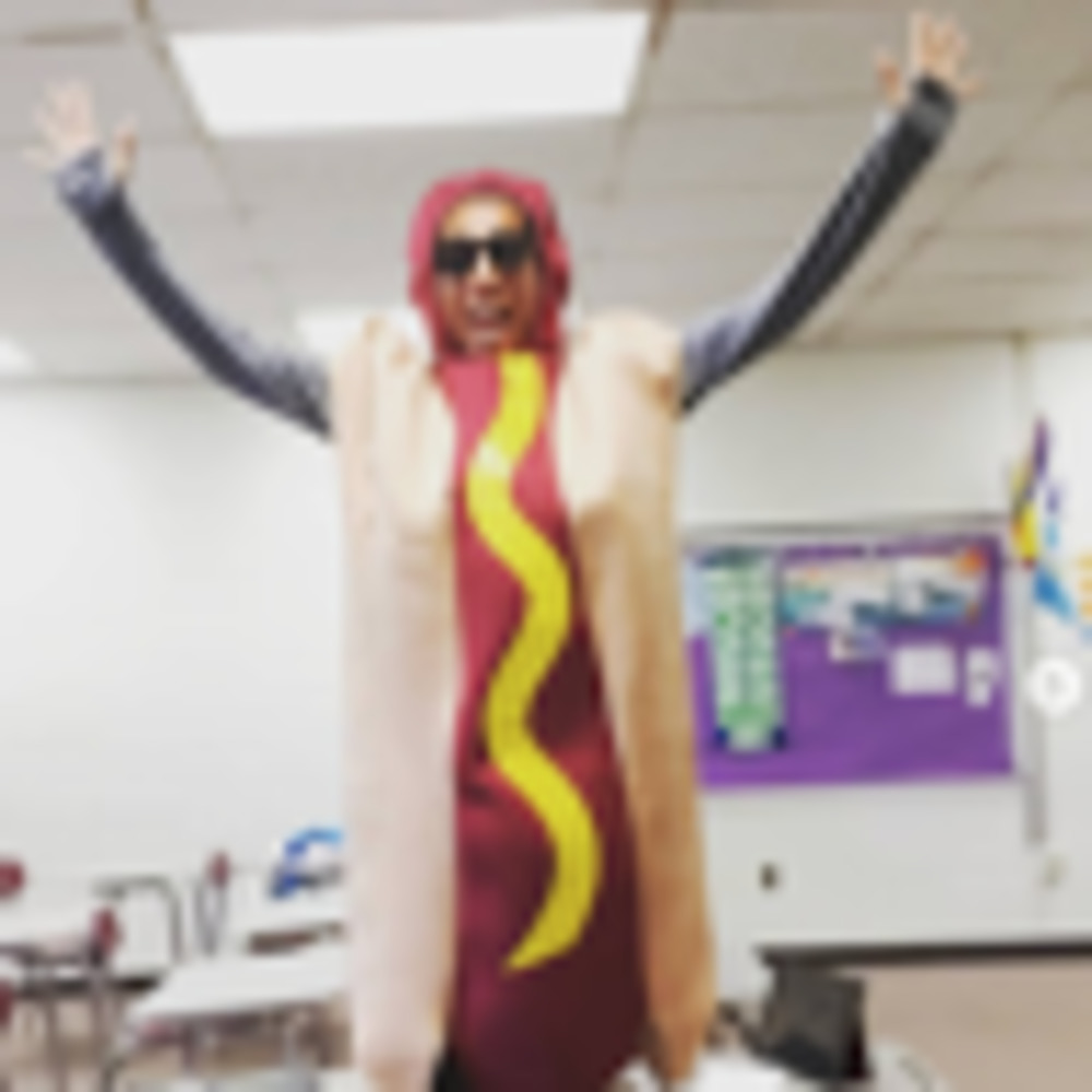 Meet your Posher, Senora